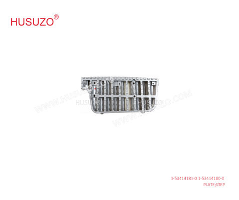 Iron Step Plate Isuzu Truck Parts CYZ51K 6WF11534141810 1-53414181-0 1-53414180-0 1534141800